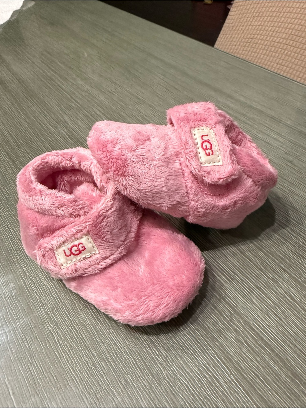 UGG Kids Plush Pink Hook-and-Loop Bootie Slippers